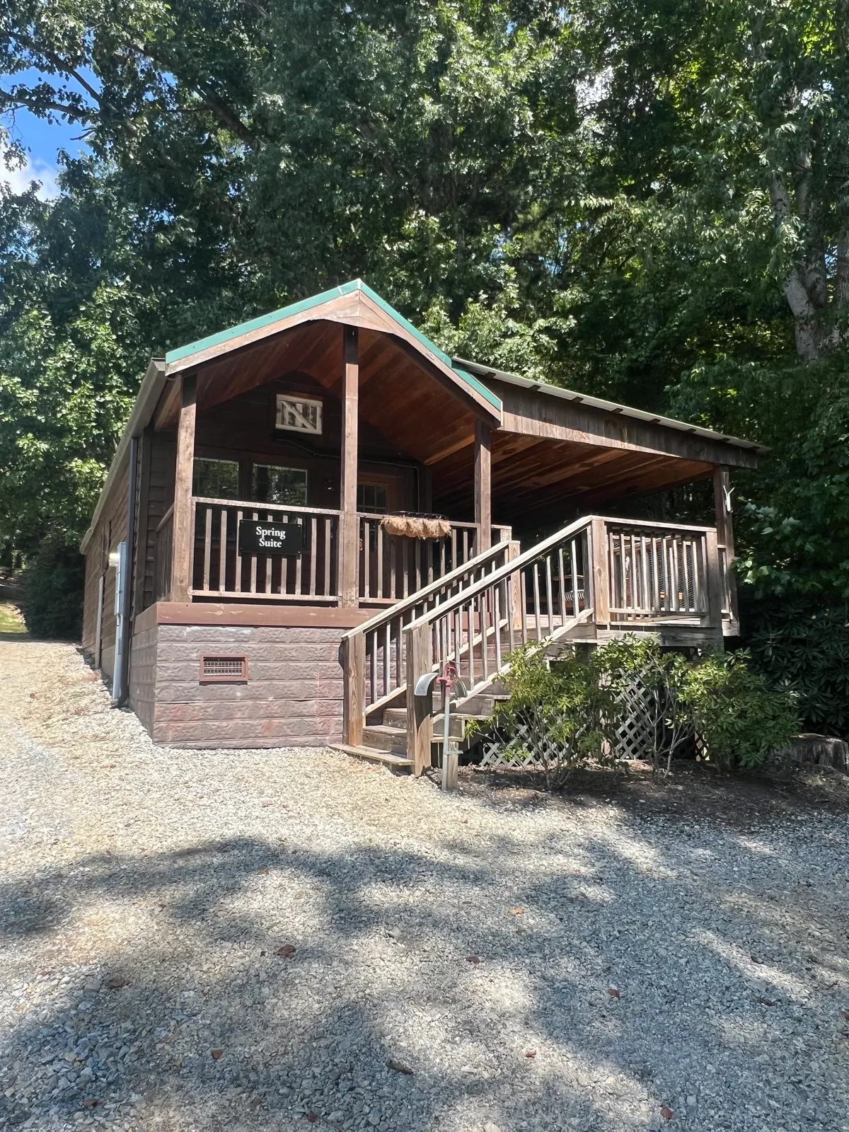 Spring Suite / Bridal Cottage